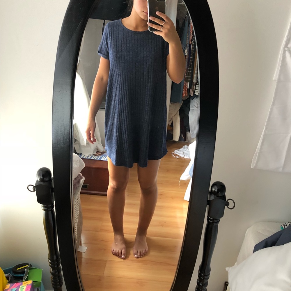 t shirt style ribbed dress | MAKE AN OFFER |